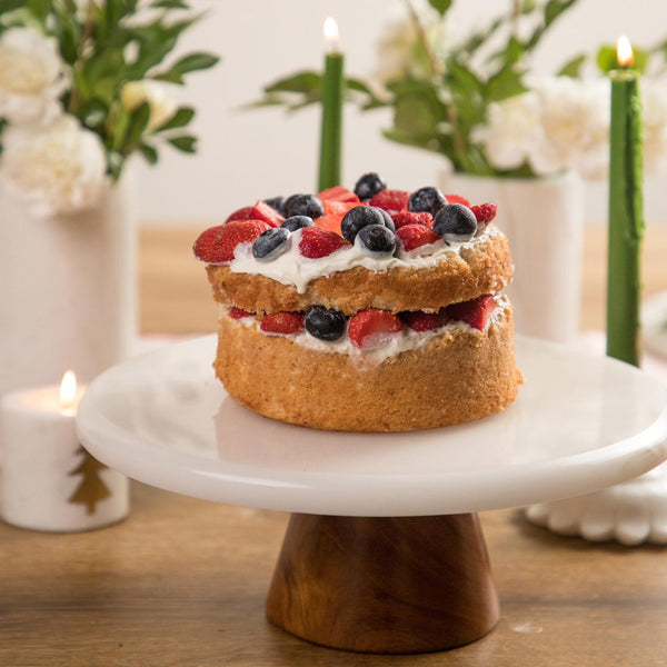 Onyx Cake With Teakwood Stand
