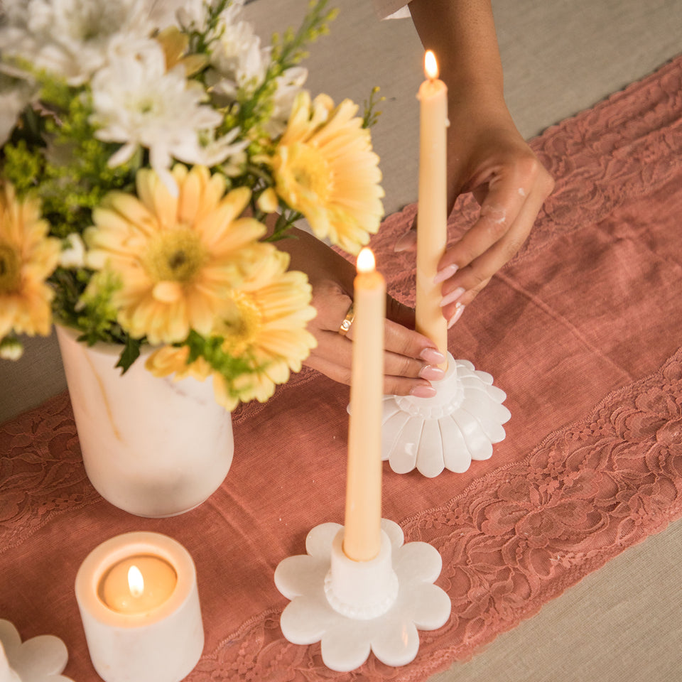 Candle holder