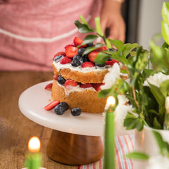 Onyx Cake With Teakwood Stand