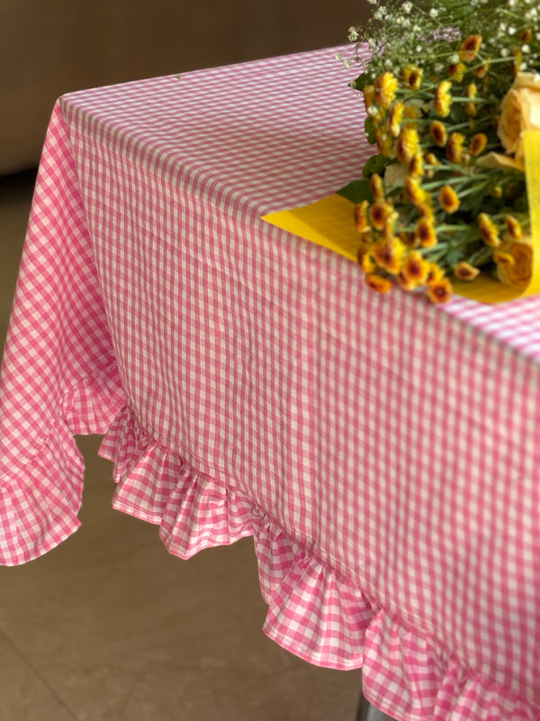 Retro Gingham Table Cover