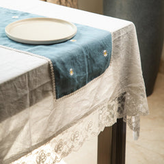 White Lacy - Table Cover
